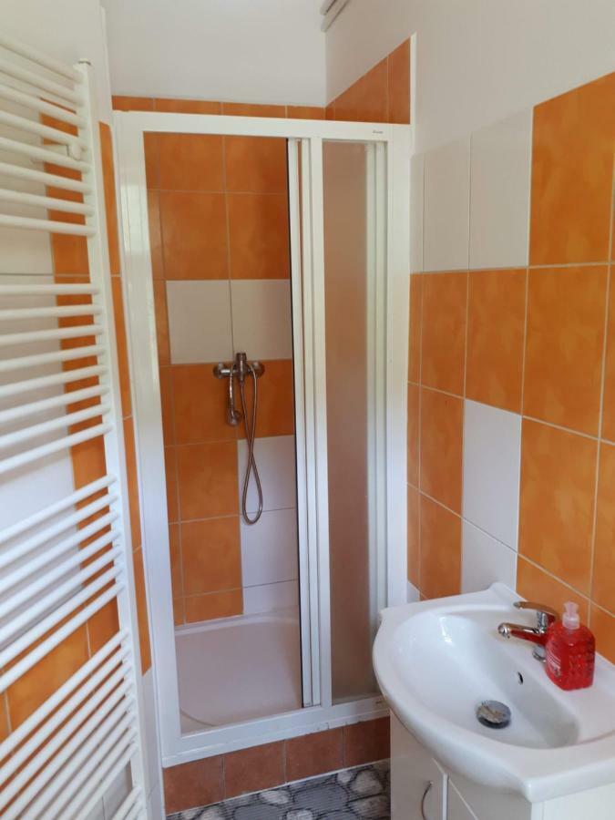 Apartment Gardner Локет Екстериор снимка
